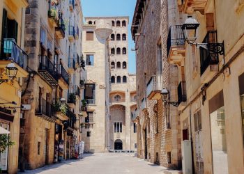 Can You Live Like a Local in Barcelona’s Hidden Corners?