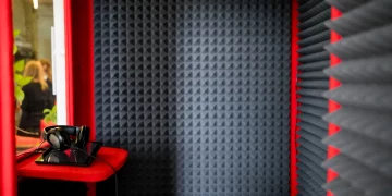 Is It Possible to Find a Quiet Hotel in the Heart of a City?