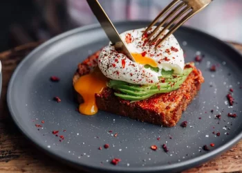 The Secret to a Perfectly Cooked Poached Egg