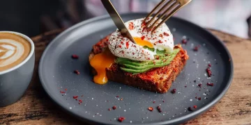 The Secret to a Perfectly Cooked Poached Egg