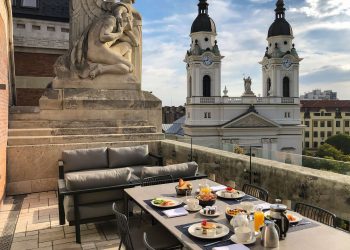 Do You Need a Pool to Enjoy Your Stay?