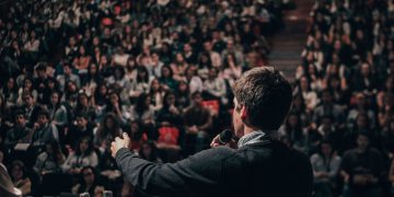 Can You Master Public Speaking Without Feeling Nervous?