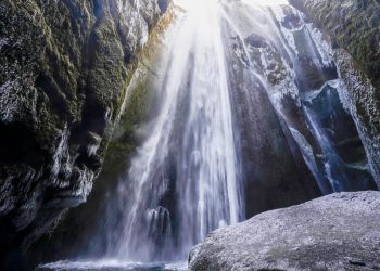 Could a Luxury Cruise in Antarctica Be Worth the Price?