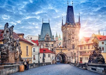 Why Do Travelers Keep Returning to Prague?